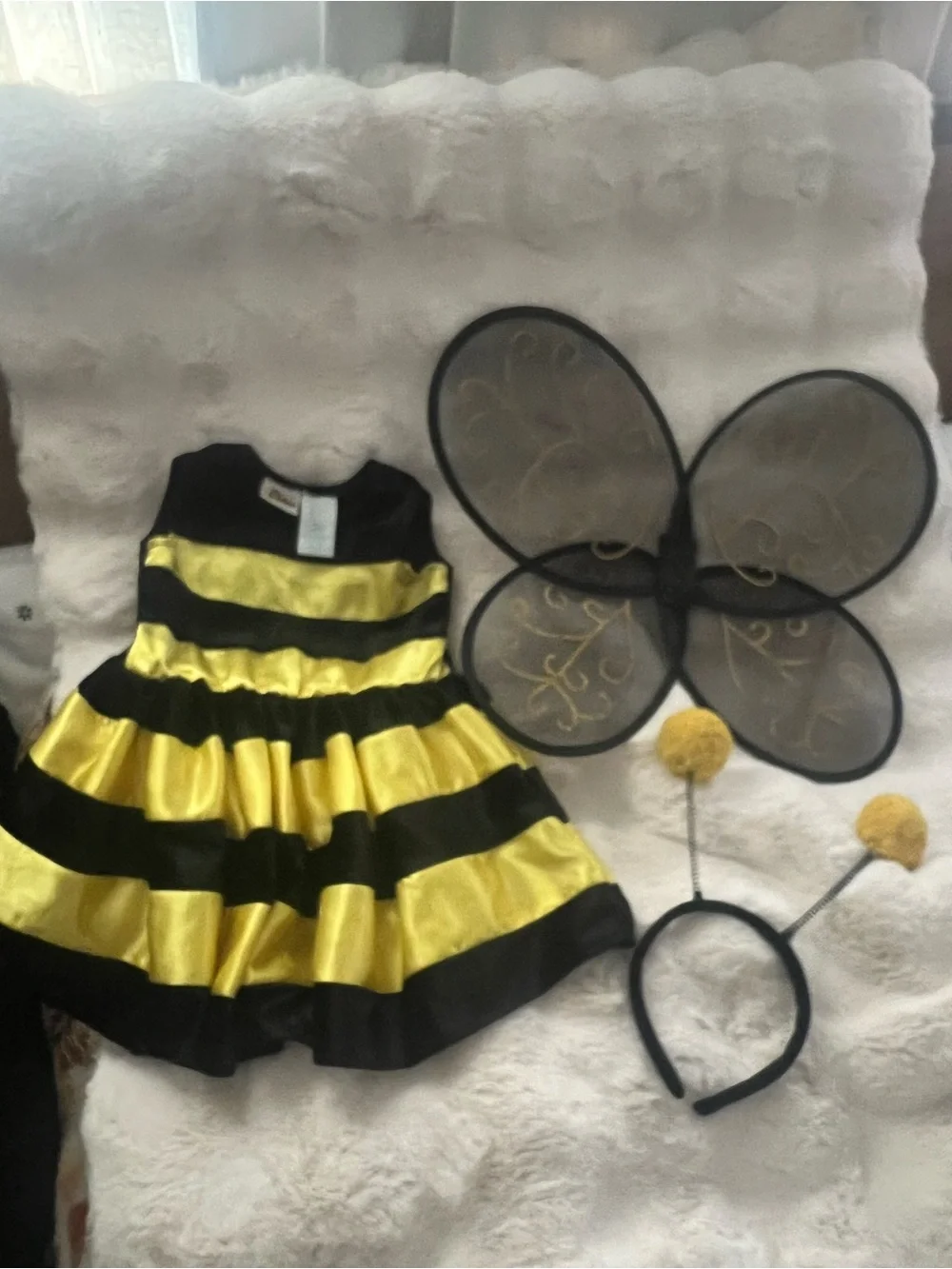 Girls Bumblebee Costume Dress with Wings and Antennae -*** FLASHH SALEEE***